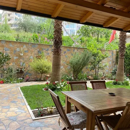 Pensionat Guest Angolo Toscano Vlorë