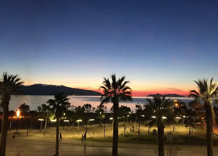 招待所 Guest Angolo Toscano Vlorë